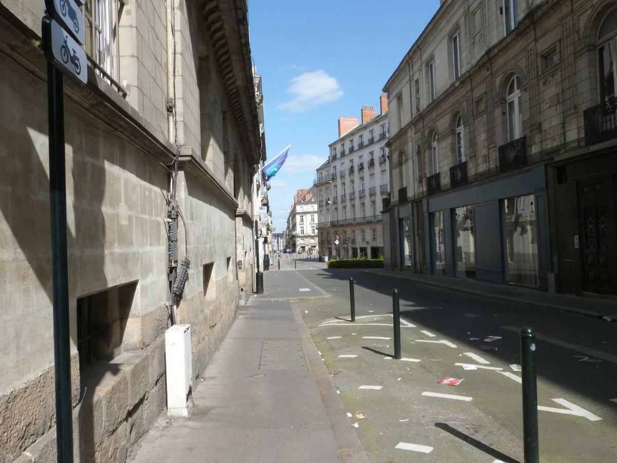 Chambre D'Hotes La Grotte De Voltaire Nantes Exterior foto